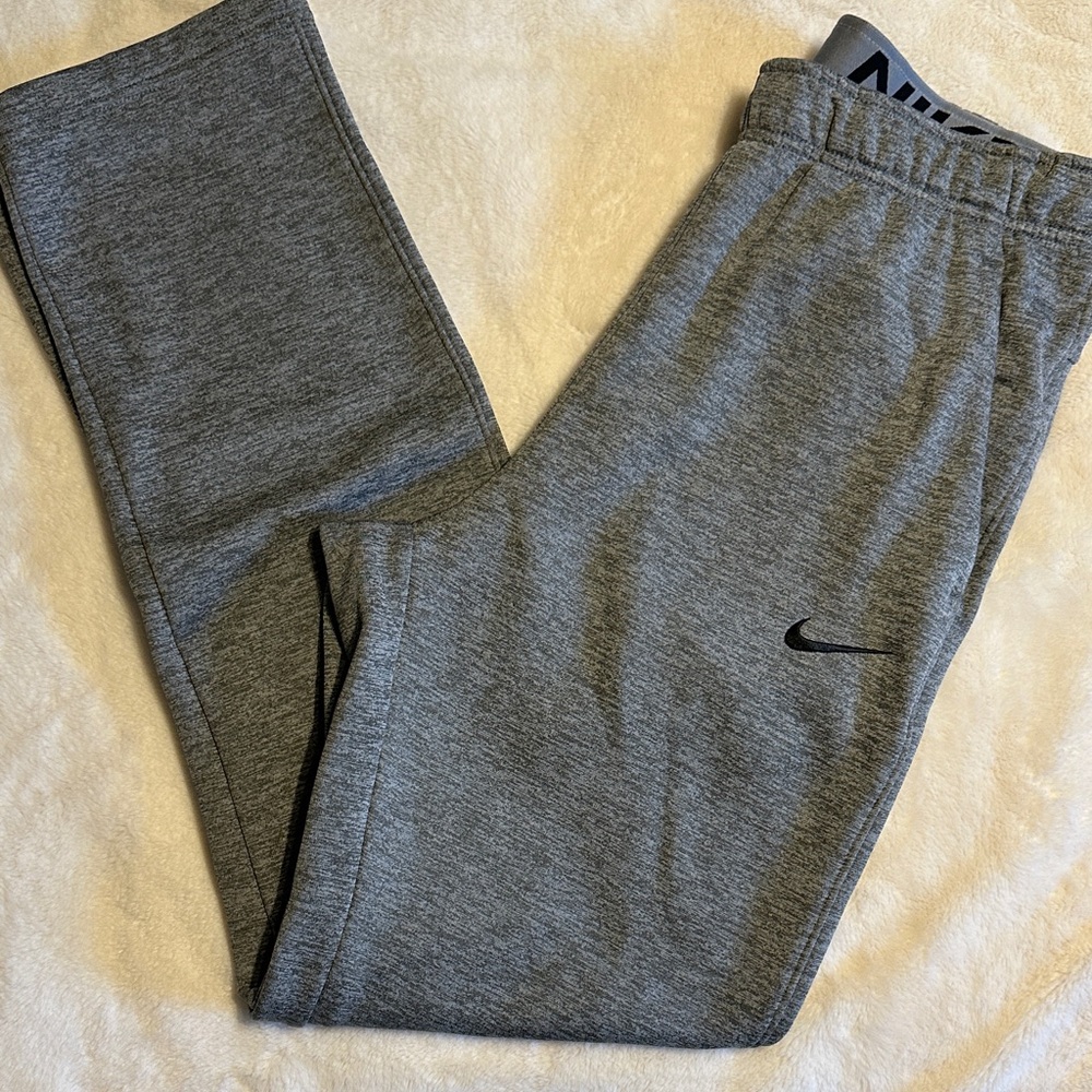 Nike Therma-Fit Sweatpants, Men (M)